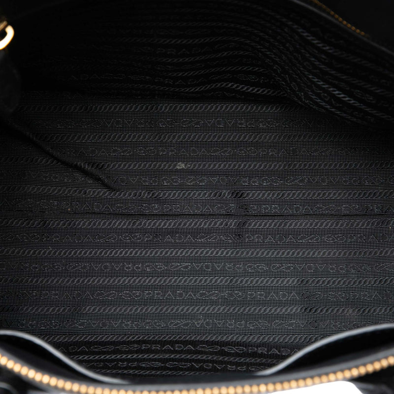 Vitello Daino Zip Top Satchel - Image 4