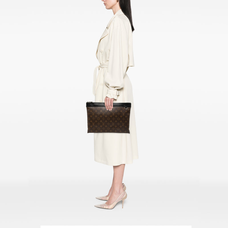 Monogram Macassar Discovery Pochette GM - Image 7