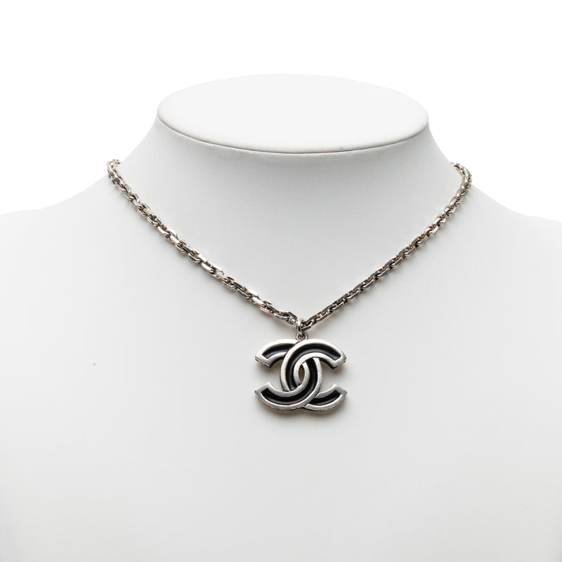CC Brass Enamel Pendant Necklace - Image 6