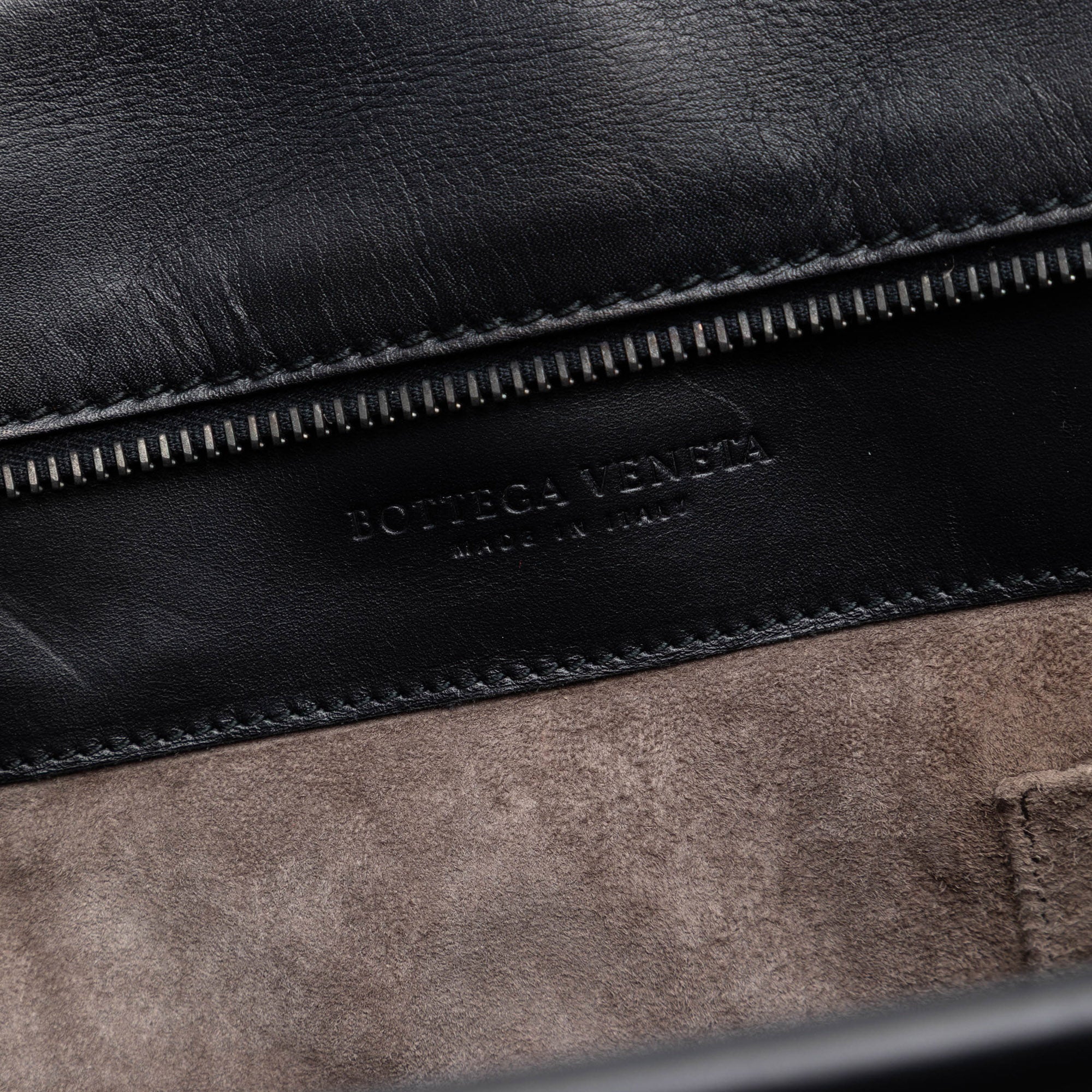Intrecciato Trimmed Leather Ducale Top Handle Bag - Image 5
