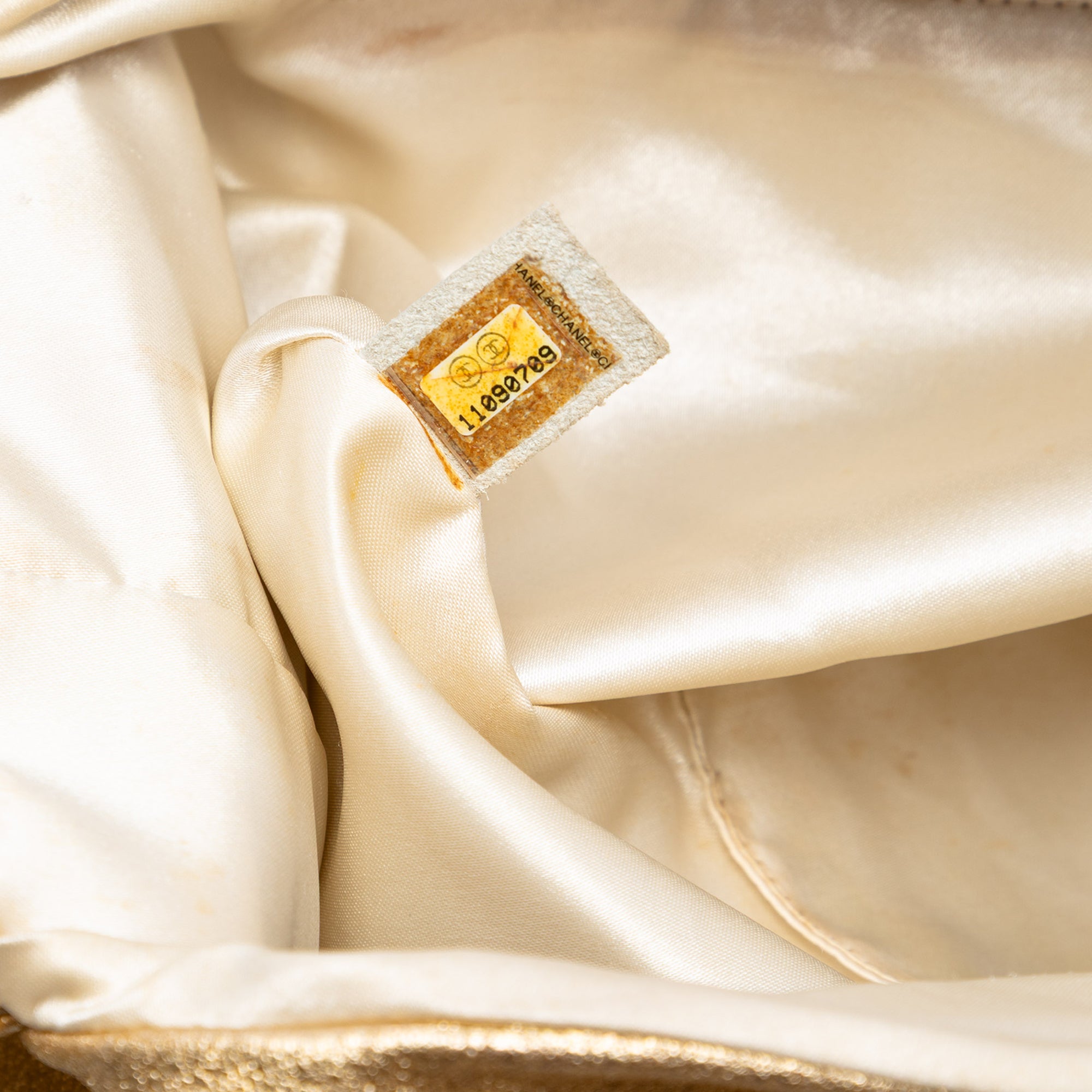 CC Metallic Lambskin Hobo - Image 6