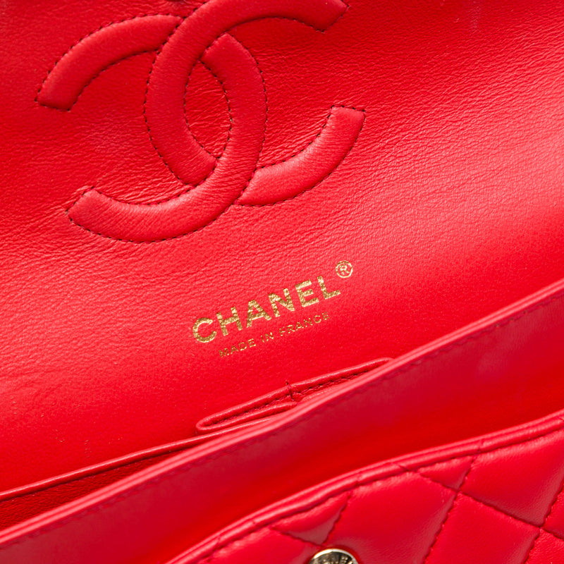 Medium Classic Lambskin Double Flap - Image 5