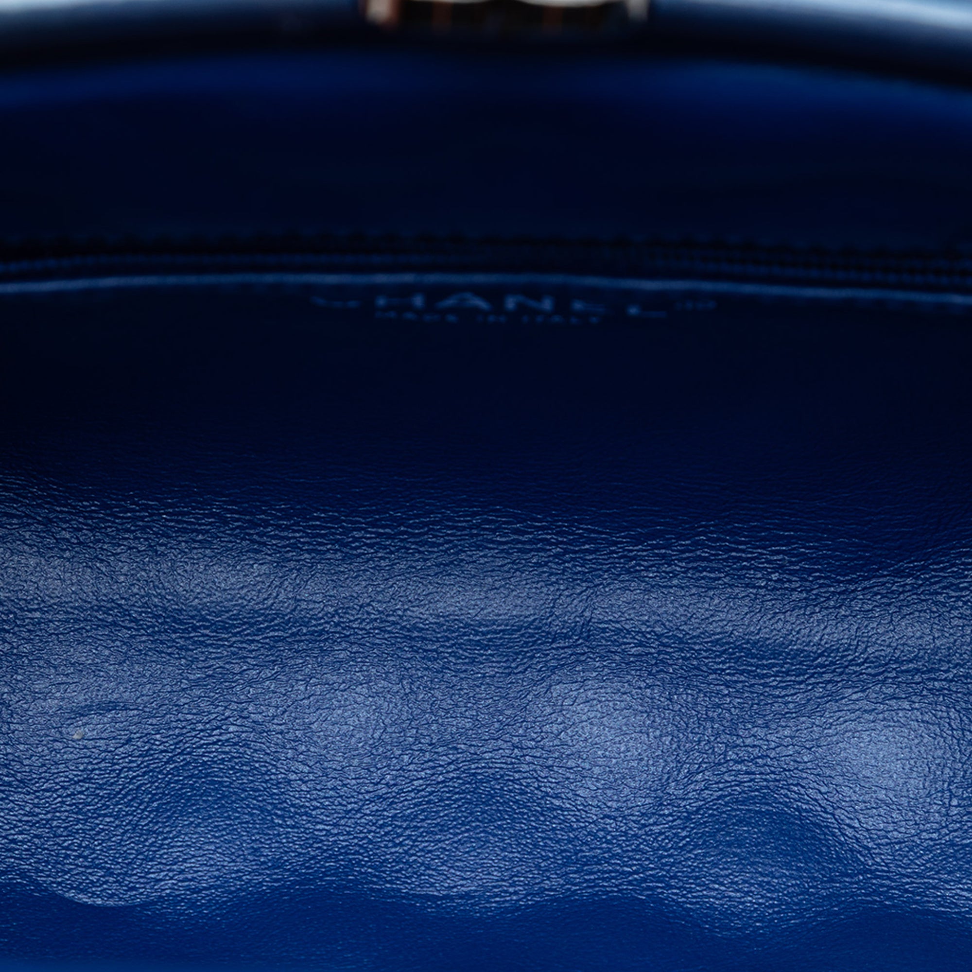 Quilted Patent Timeless Kiss Lock Clutch - Image 4