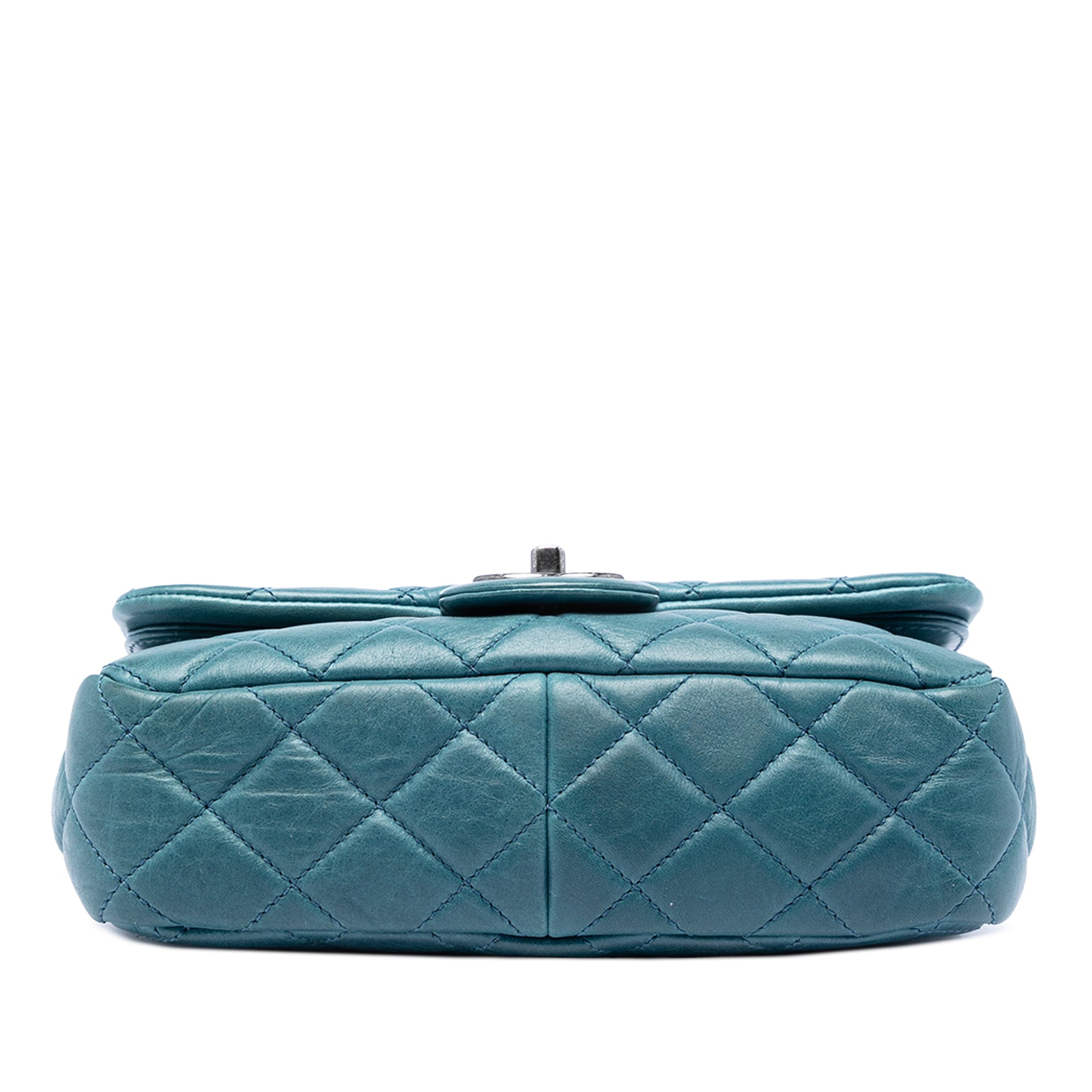 Quilted Calfskin Plaque Double Flap - Image 3