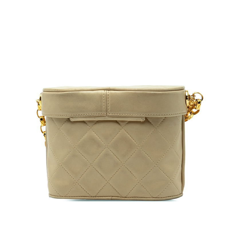 CC Quilted Lambskin Tassel Chain Vanity Bag - Image 2