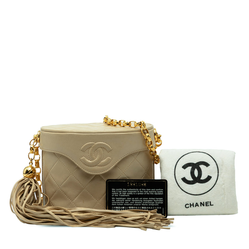 CC Quilted Lambskin Tassel Chain Vanity Bag - Image 8