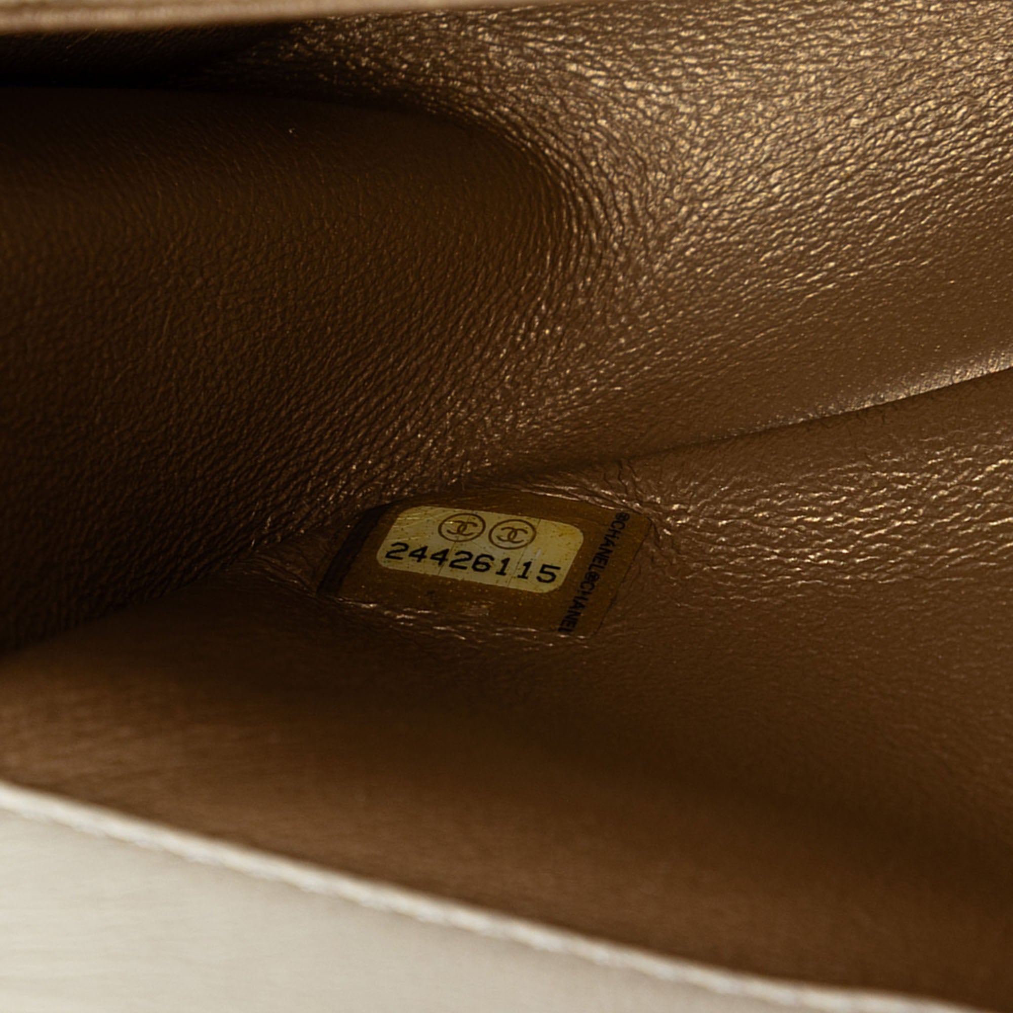 Medium Quilted Calfskin Octagon CC Clasp Flap - Image 6