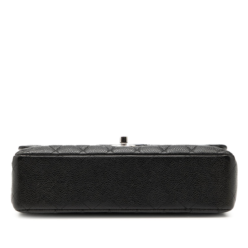 Medium Classic Caviar Double Flap - Image 3