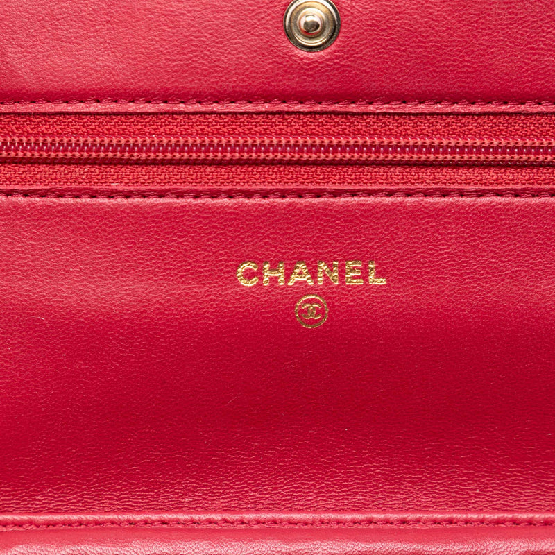 CC Quilted Lambskin Wallet on Chain - Image 5