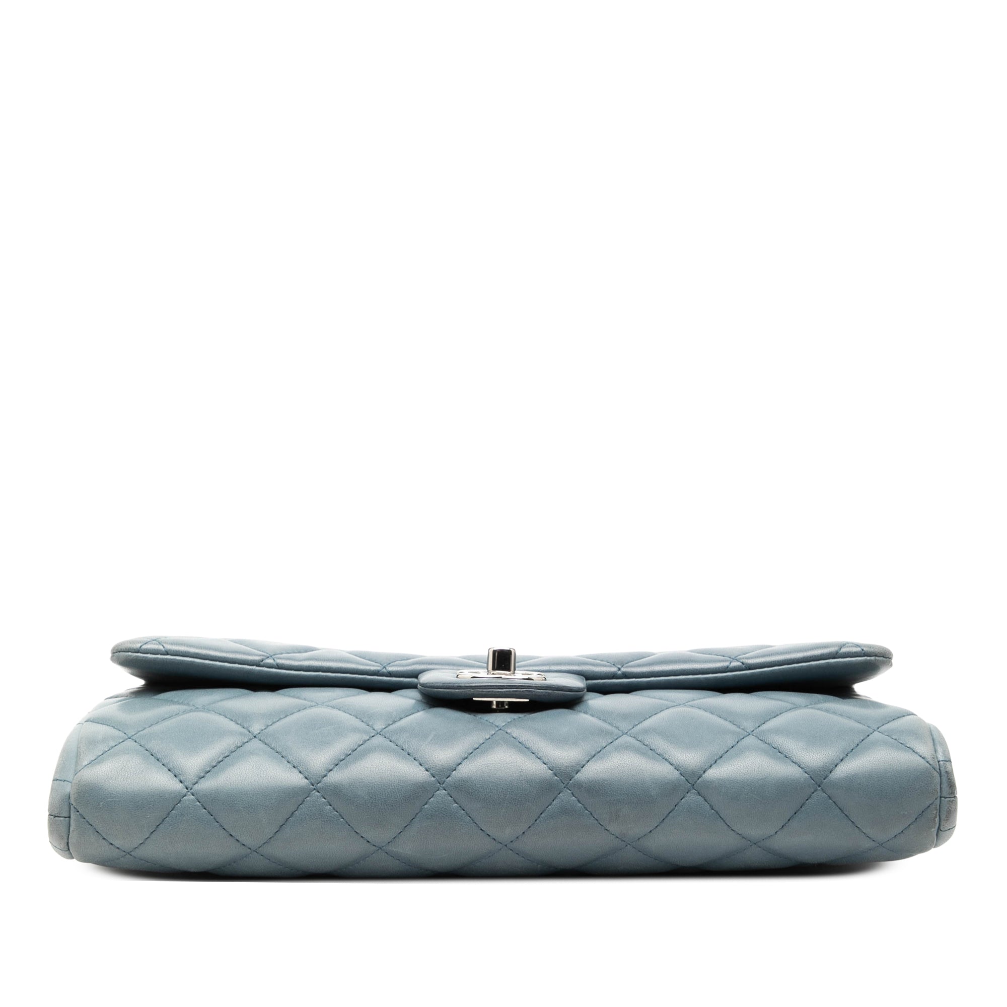 CC Quilted Lambskin Flap Clutch with Chain - Image 3