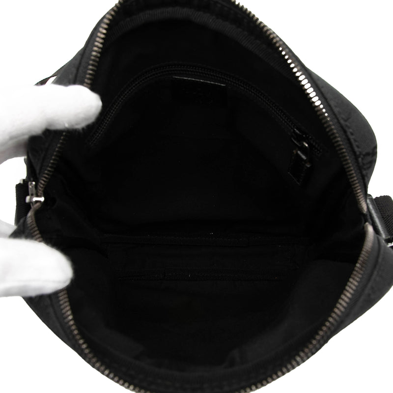 GG Canvas Crossbody - Image 4