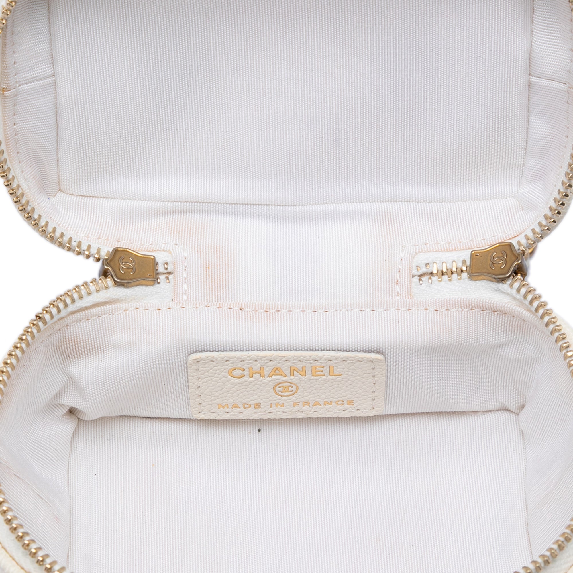 Mini Caviar Chain Zip Around Vanity Case - Image 4