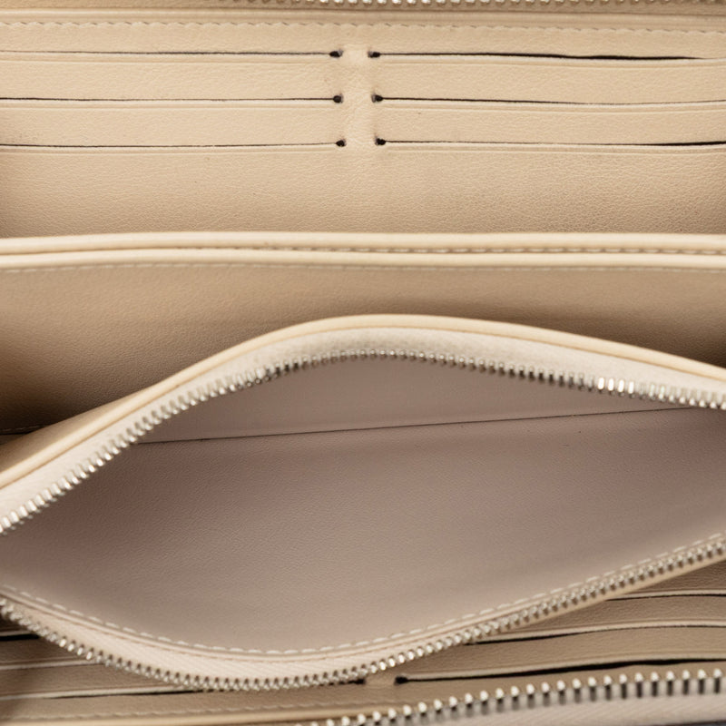 Monogram Mahina Zippy Long Wallet - Image 4