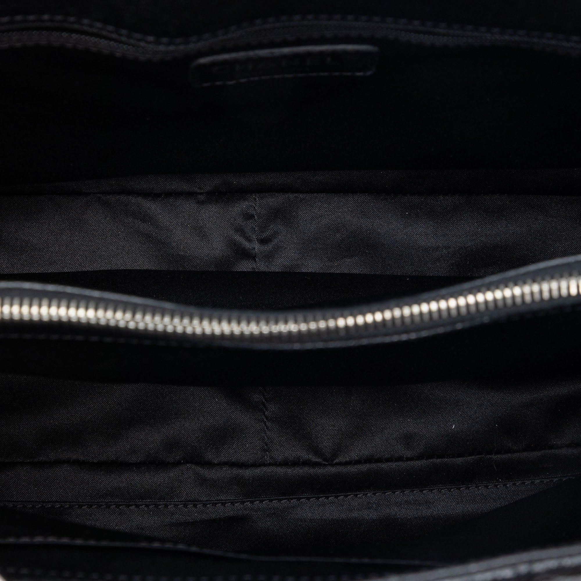 Caviar Grand Shopping Tote - Image 4