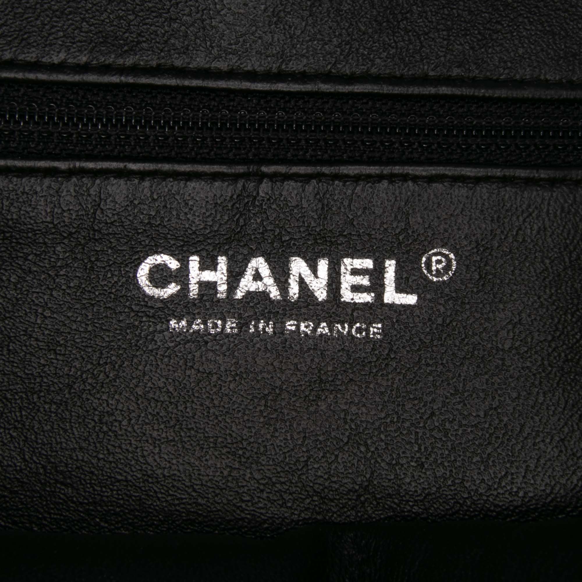 Tweed and Resin Zipped Chain Shopping Bag - Image 5