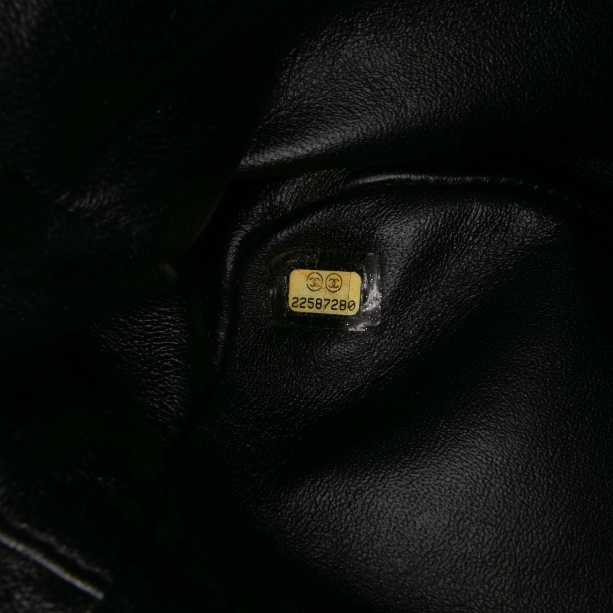 Tweed and Resin Zipped Chain Shopping Bag - Image 6