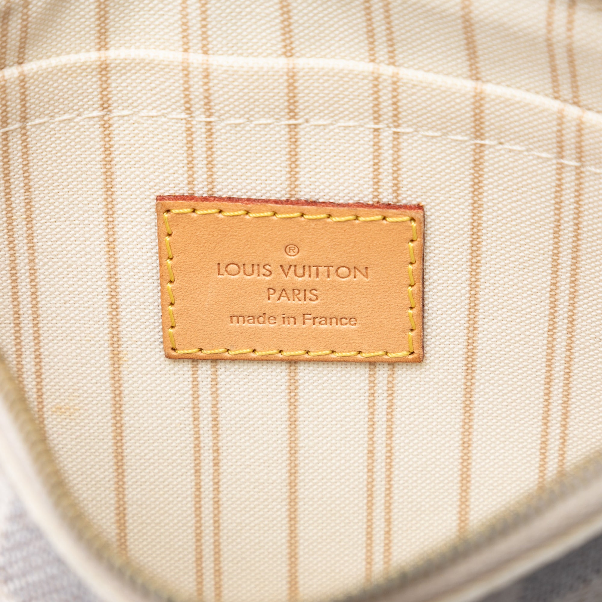 Damier Azur Neverfull MM Pouch - Image 5