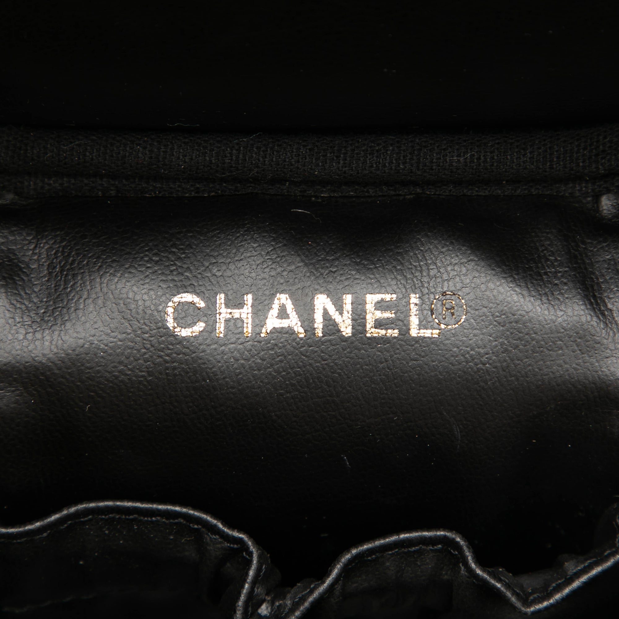 CC Caviar Vanity Bag - Image 5