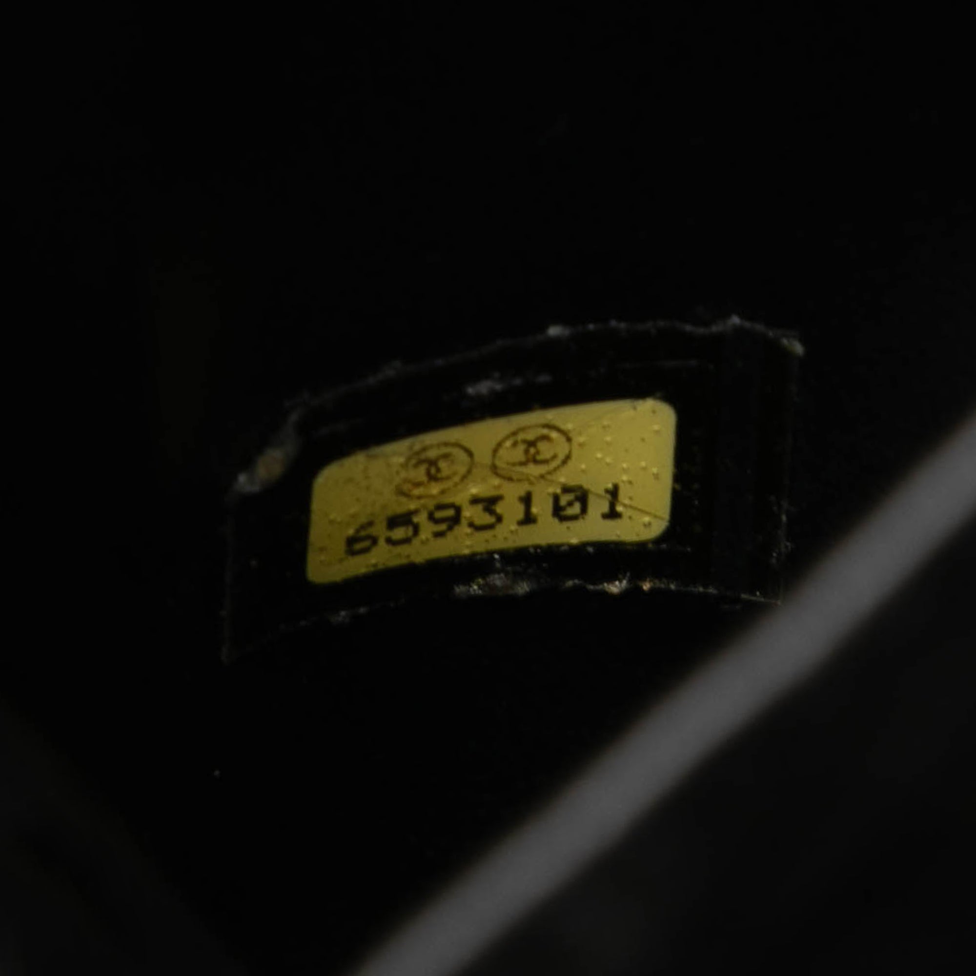 CC Caviar Vanity Bag - Image 6