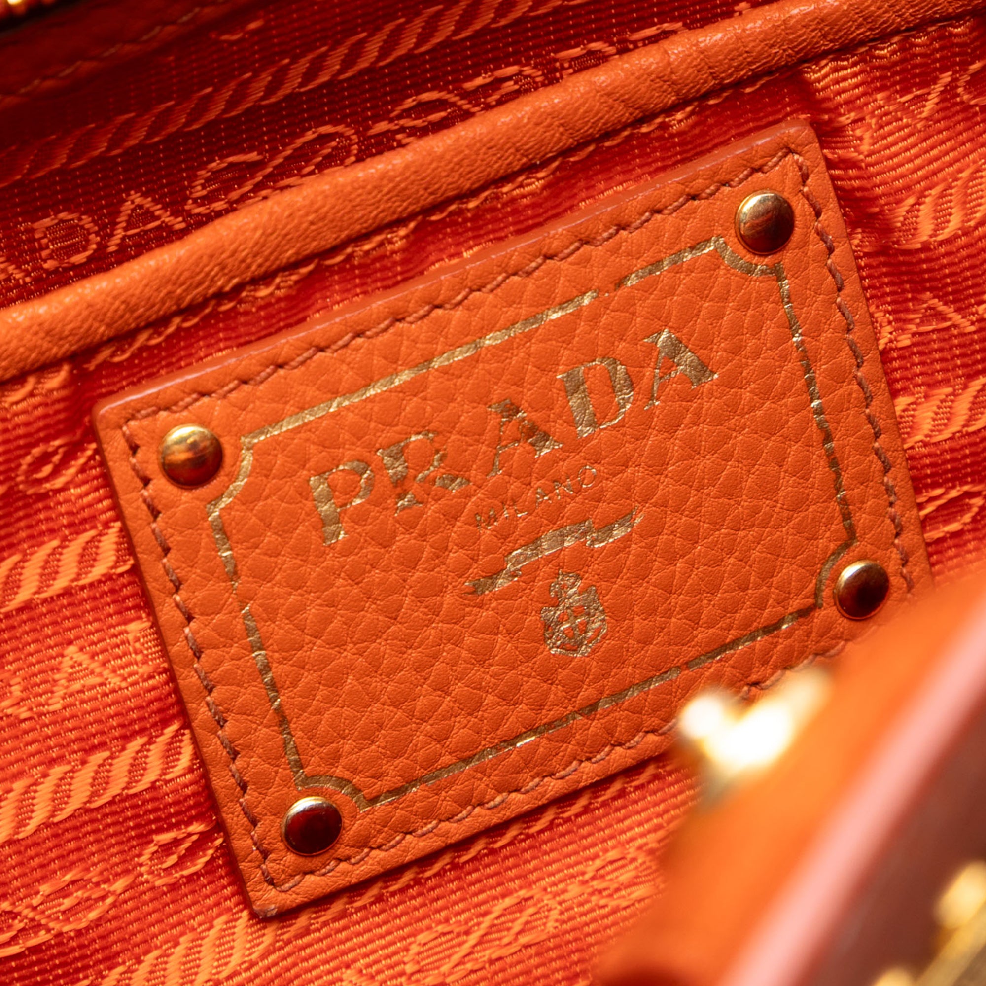 Vitello Daino Open Convertible Tote - Image 5