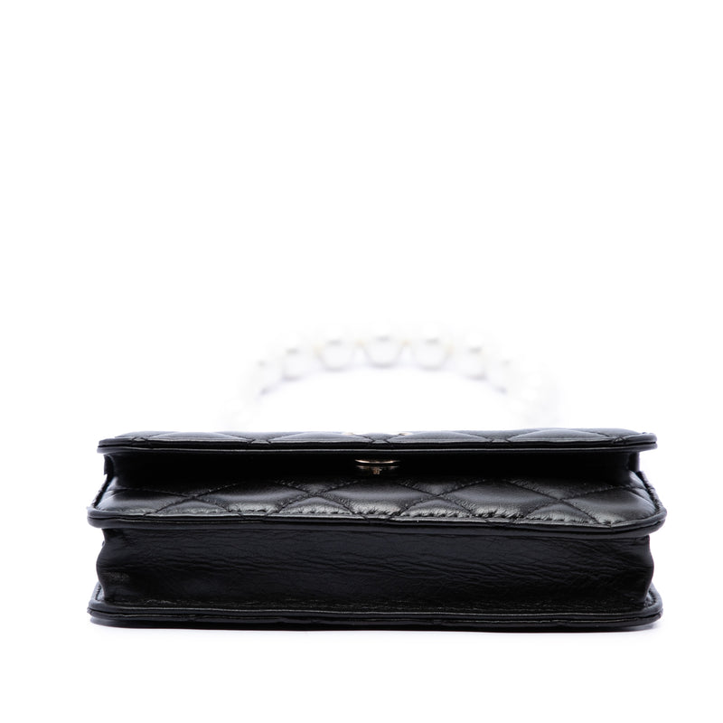 Quilted Lambskin Maxi Pearls Clutch With Chain - Image 3