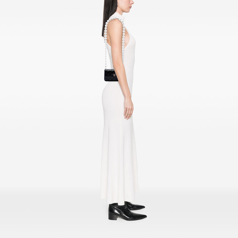Quilted Lambskin Maxi Pearls Clutch With Chain - Image 6