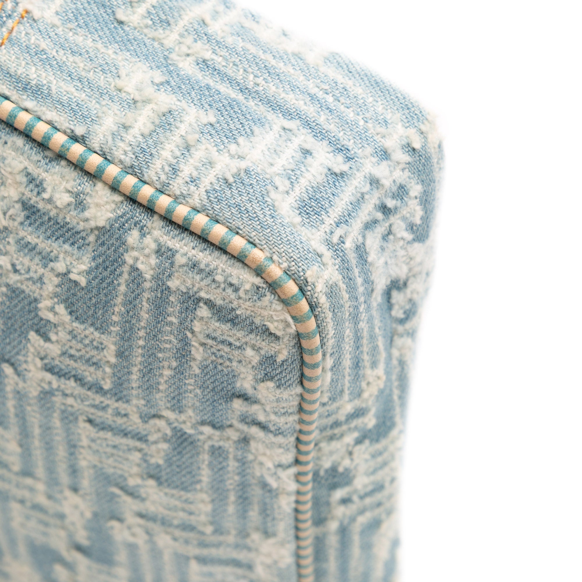 Zucca Denim Crossbody - Image 10
