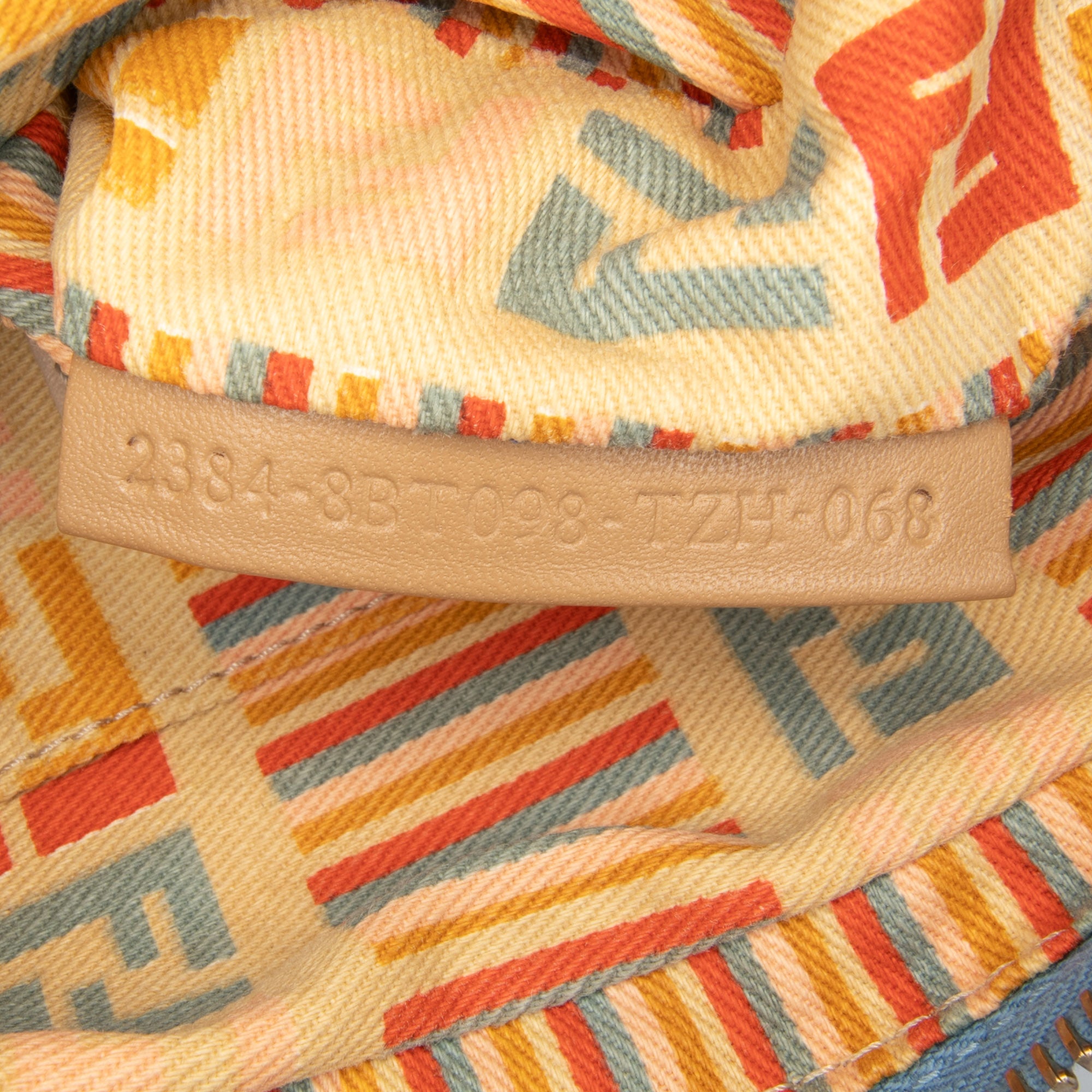 Zucca Denim Crossbody - Image 7