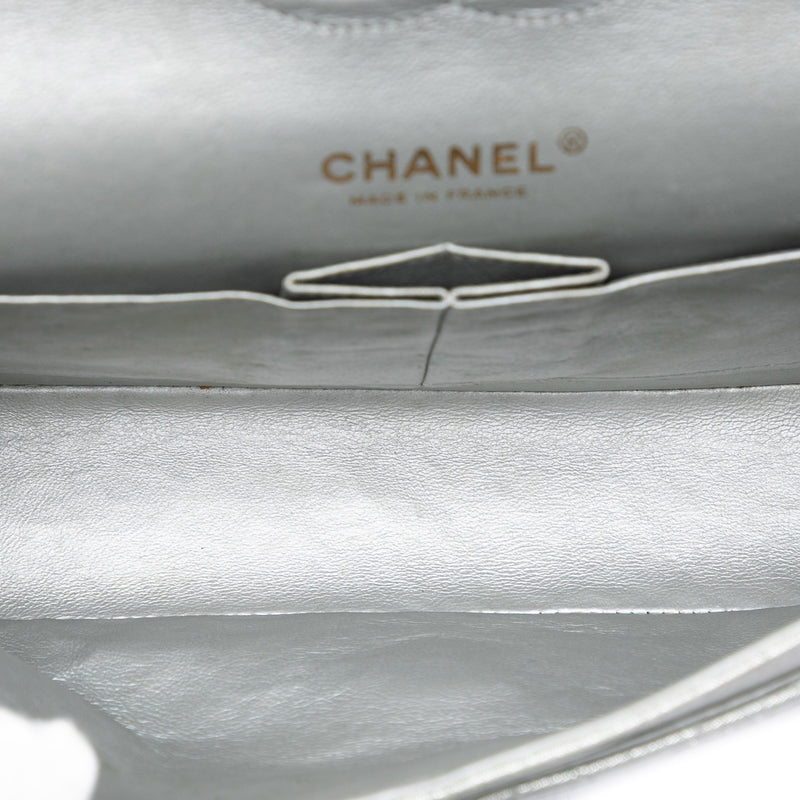 Medium Classic Iridescent Lambskin Double Flap - Image 4