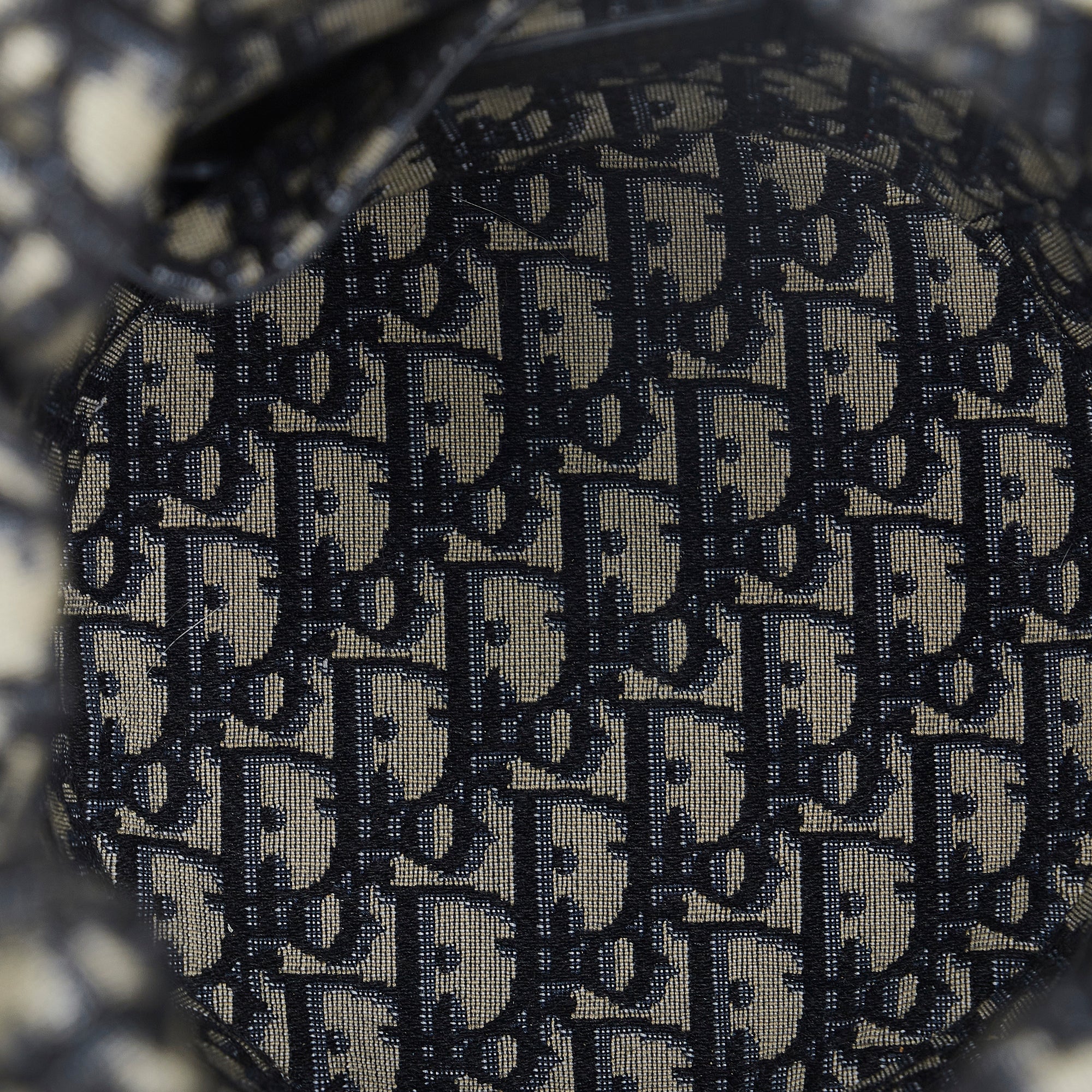 Oblique Wicker Bucket Bag - Image 5