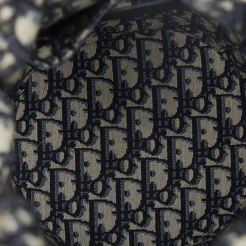 Oblique Wicker Bucket Bag - Image 5