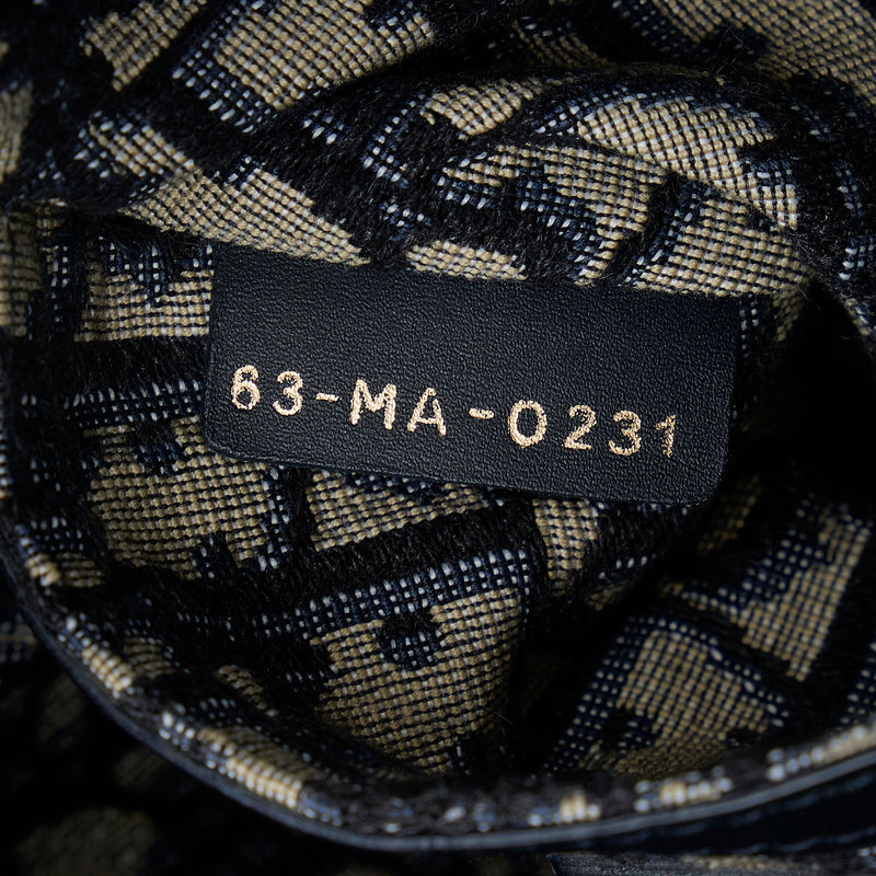 Oblique Wicker Bucket Bag - Image 8