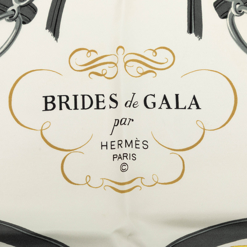 Brides de Gala Silk Scarf 90 - Image 3