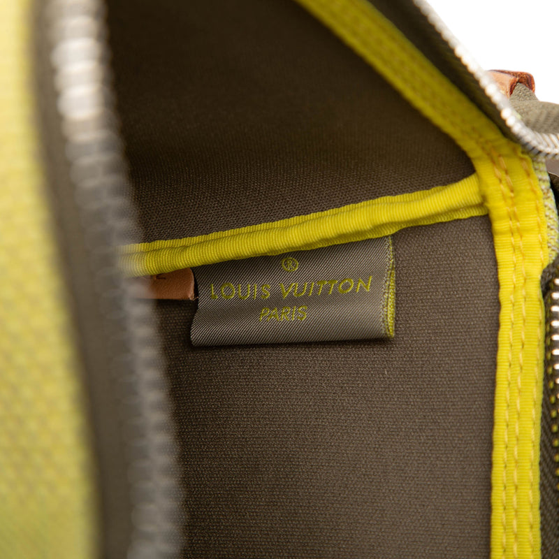 Damier Geant LV Cup Volunteer Pochette - Image 5
