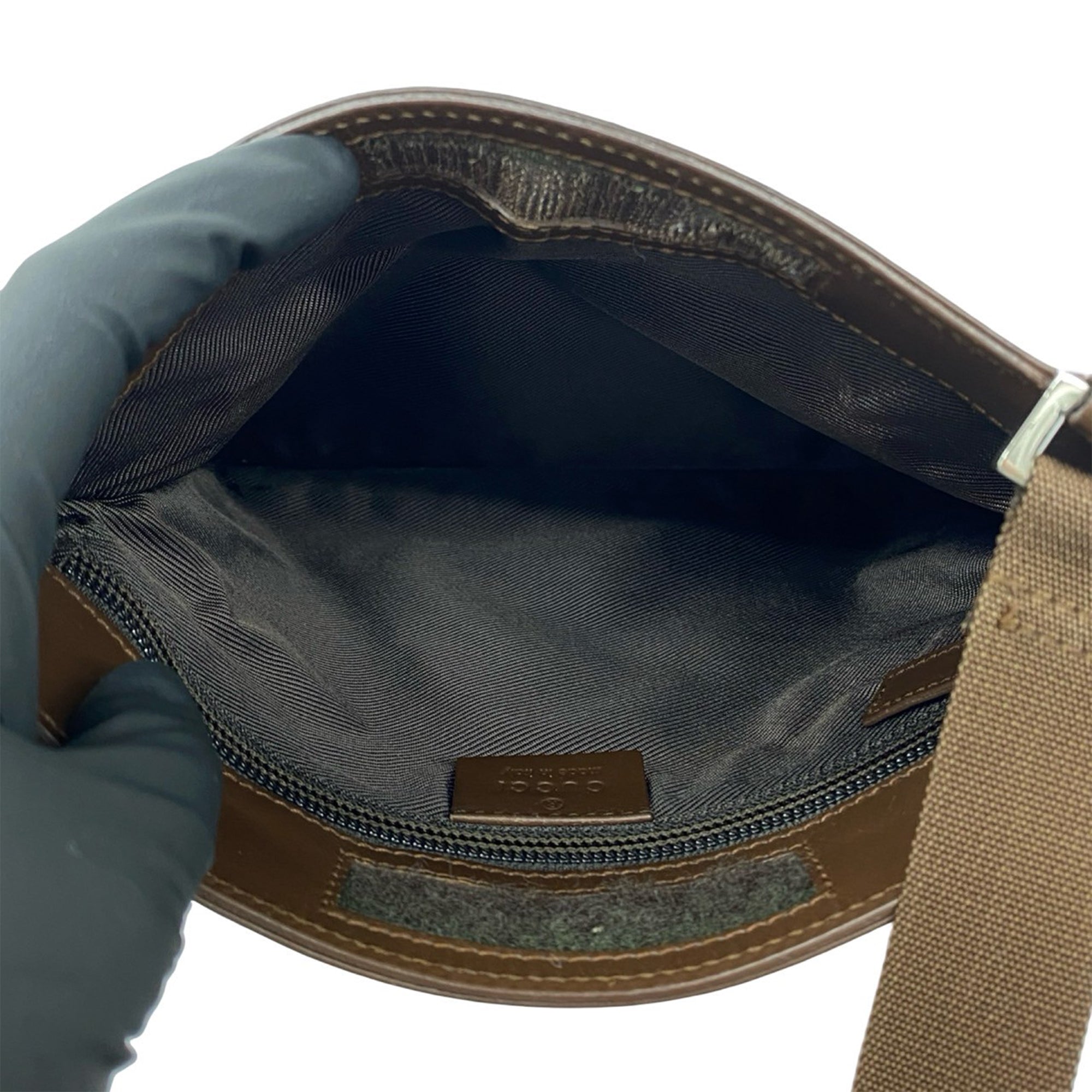 GG Canvas Crossbody - Image 3