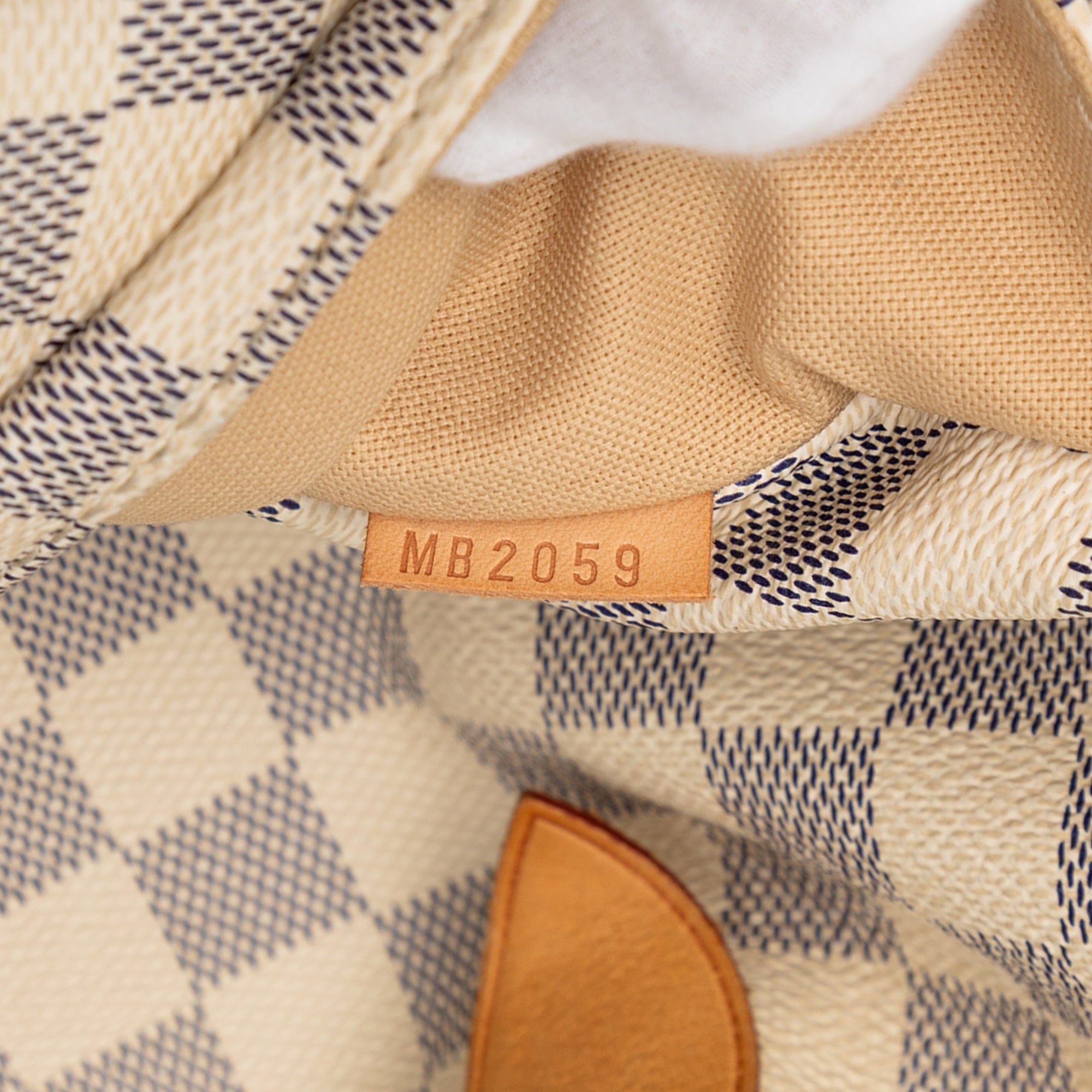 Damier Azur Totally MM - Image 6