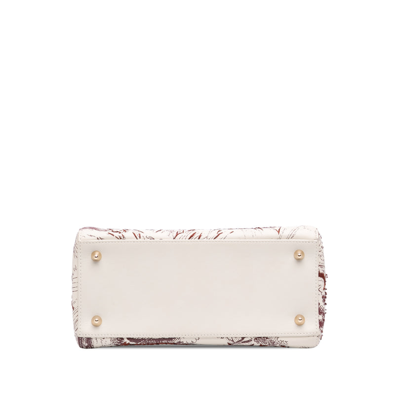 Medium Smooth Calfskin Embroidered Beaded Toile de Jouy Lady Dior - Image 3