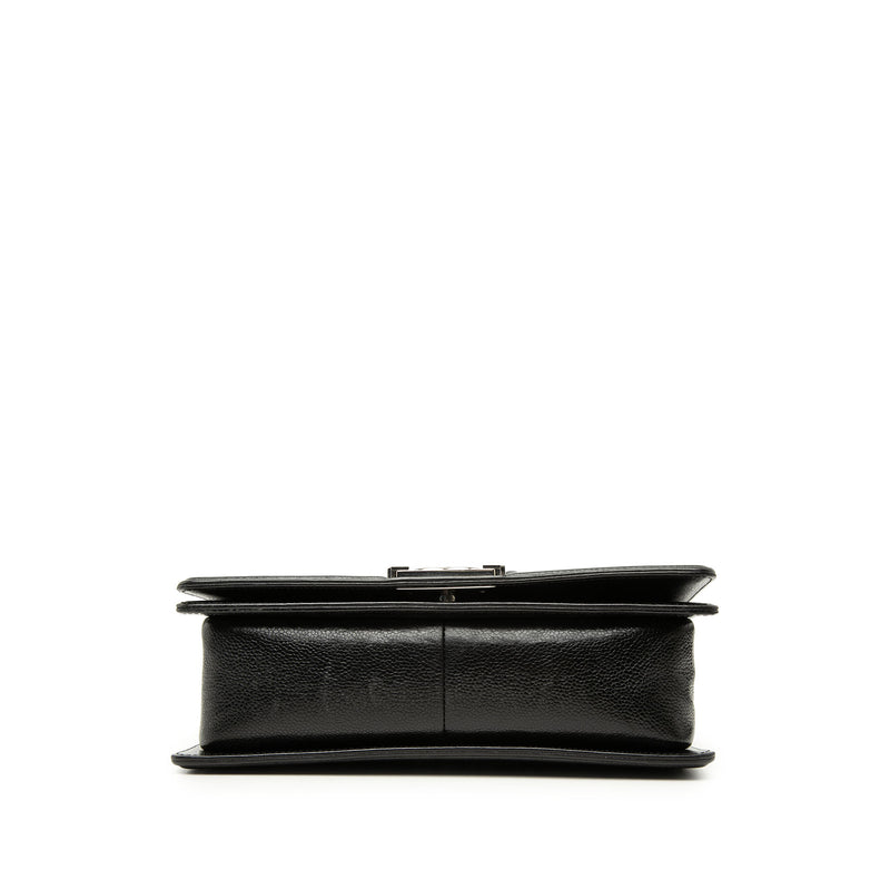 Old Medium Chevron Caviar Boy Flap - Image 3