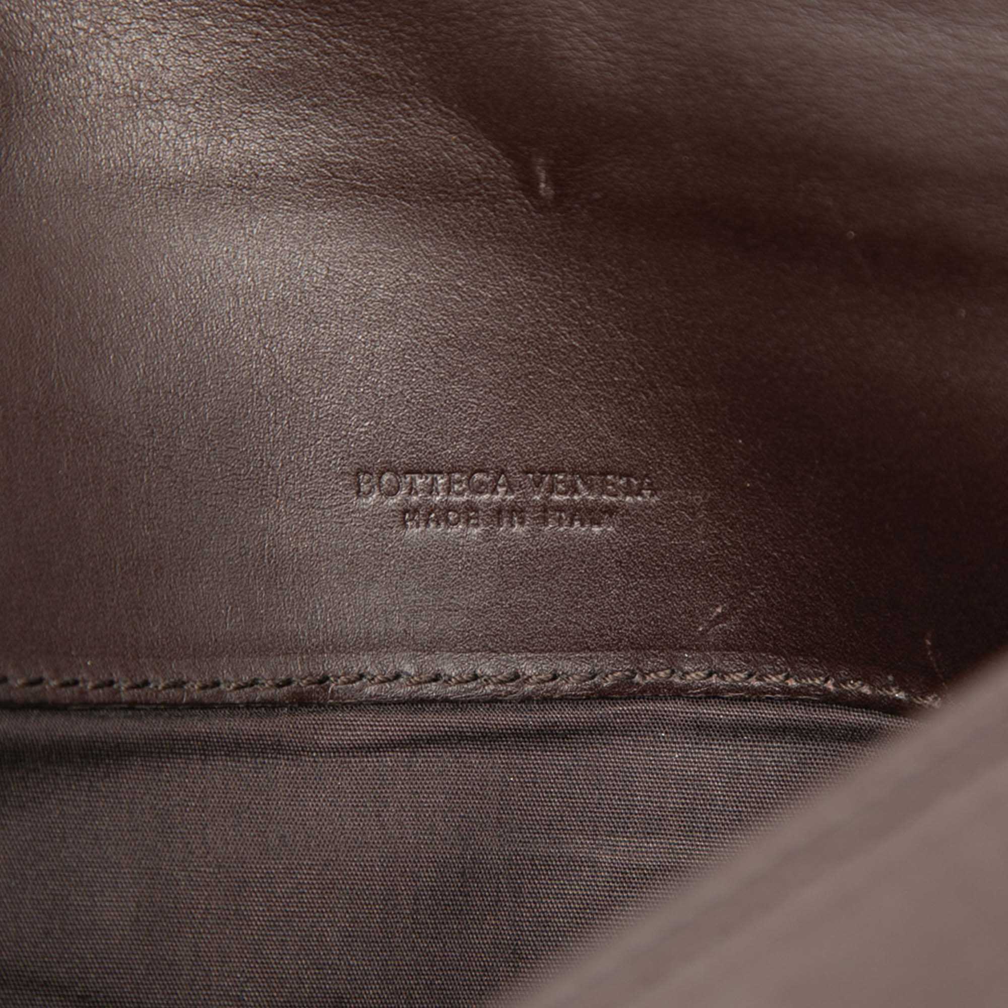 Intrecciato Trimmed Leather Clutch - Image 5