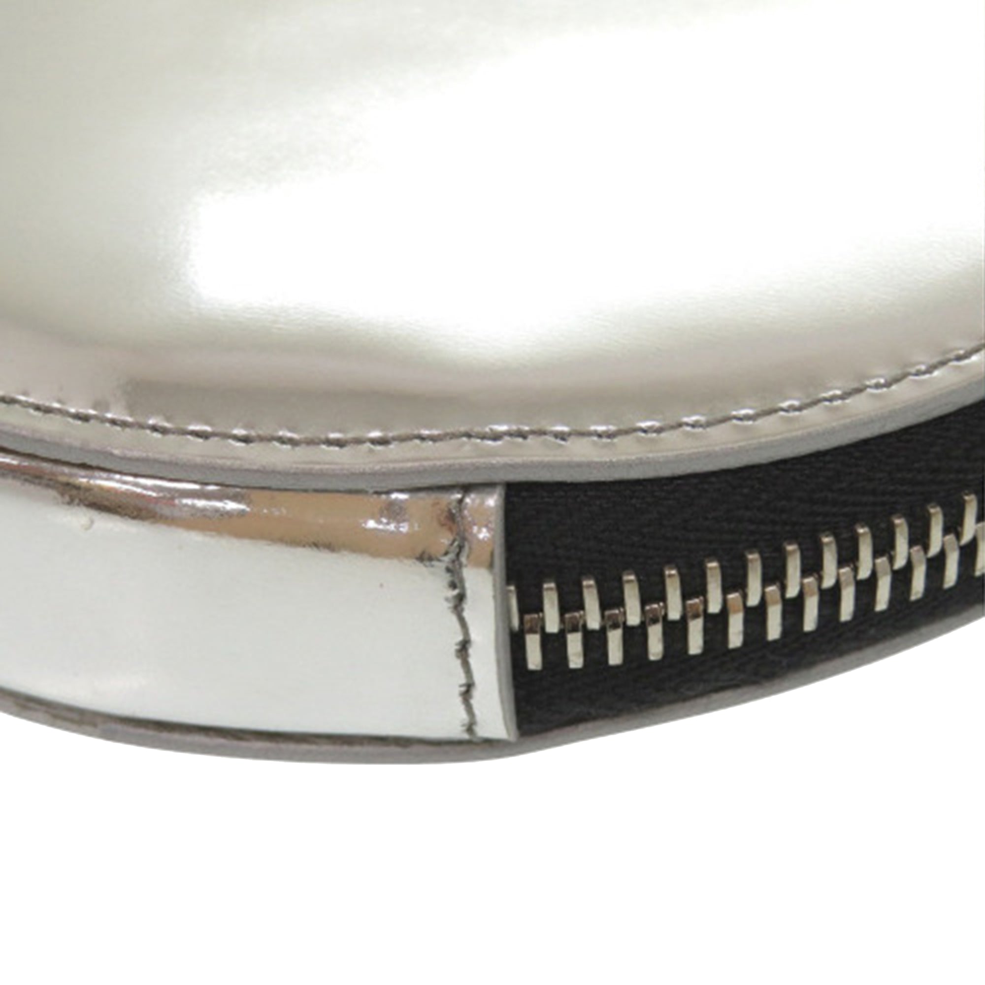 Spazzolato Round Chain Coin Crossbody - Image 9