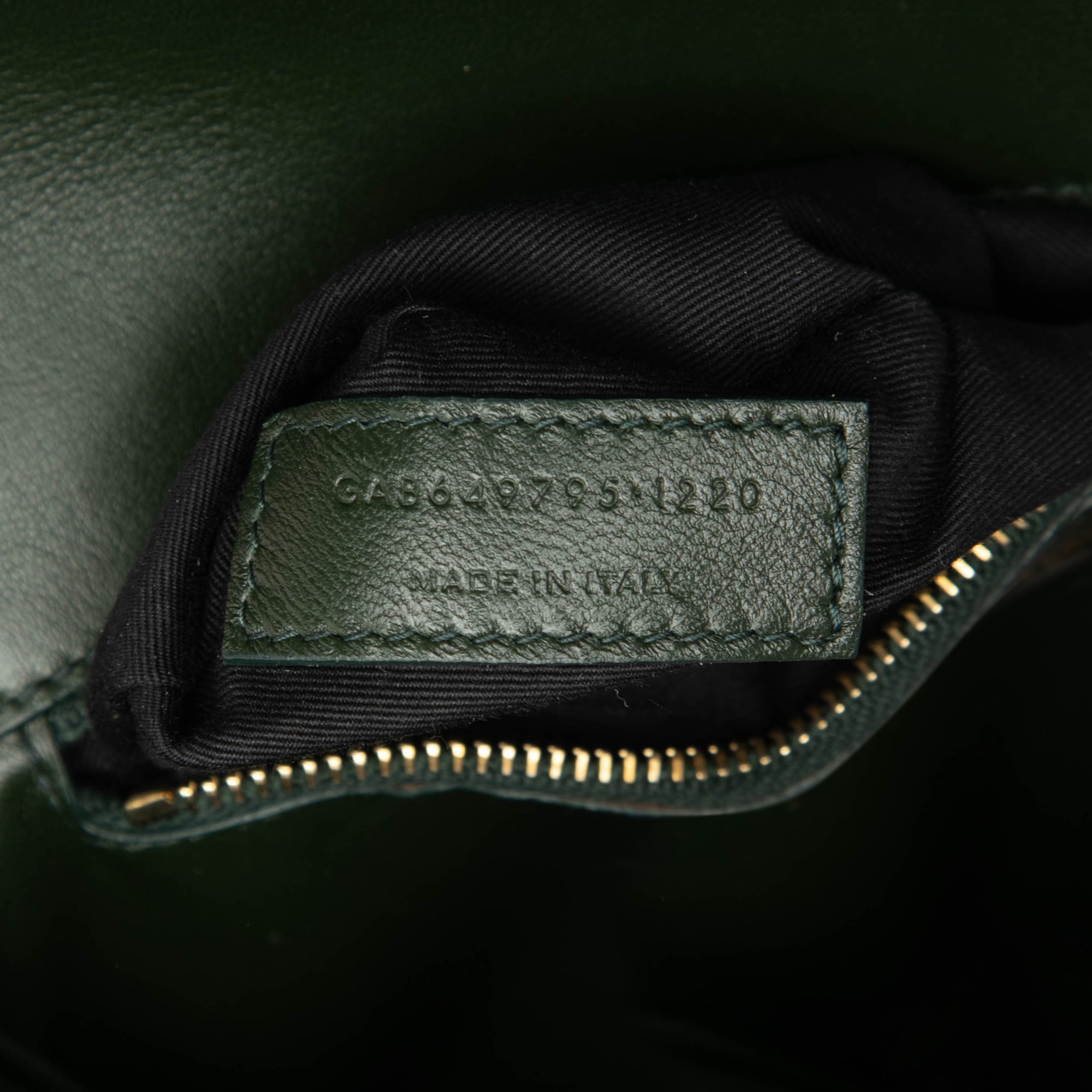 Smooth Calfskin Le Maillon Crossbody - Image 6