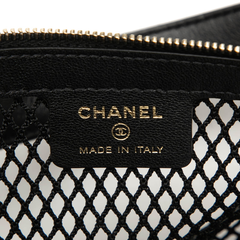 CC Mesh and Quilted Shiny Lambskin Chain Hobo - Image 5