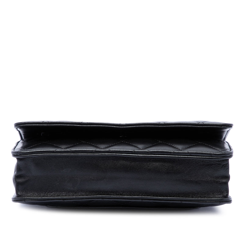 CC Quilted Lambskin Wallet On Chain - Image 3