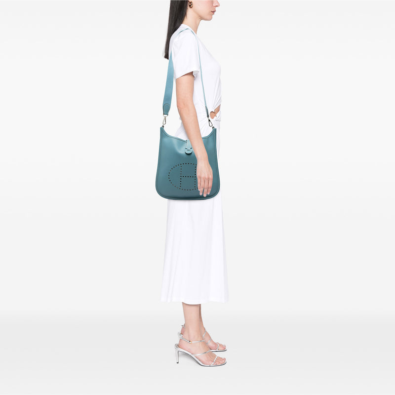 Clemence Evelyne 29 - Image 7