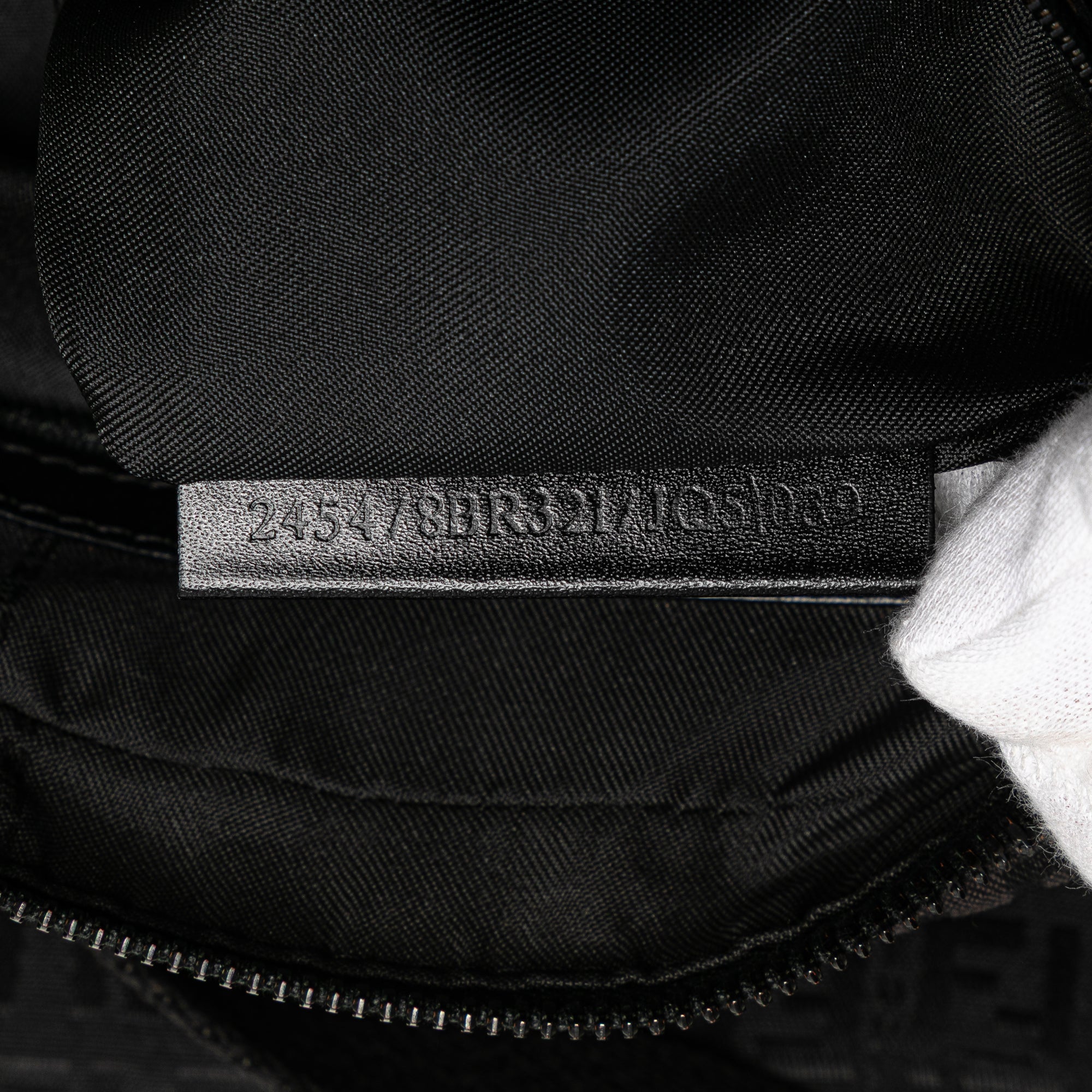Zucchino Canvas Crossbody - Image 6