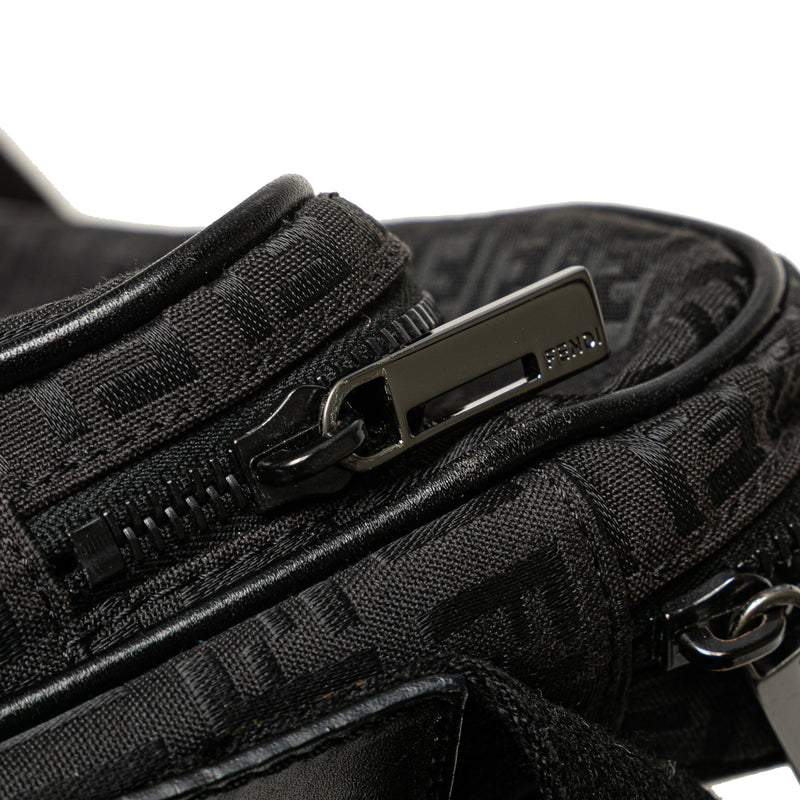 Zucchino Canvas Crossbody - Image 8