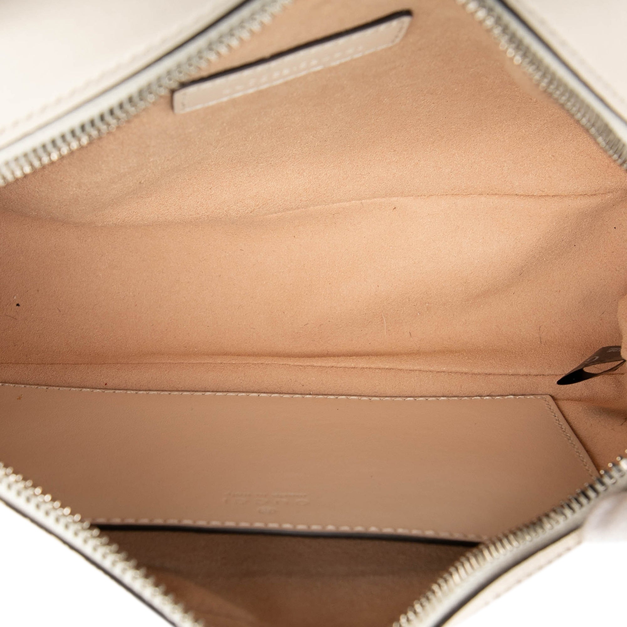 Small GG Marmont Matelasse Leather Aria Crossbody - Image 4