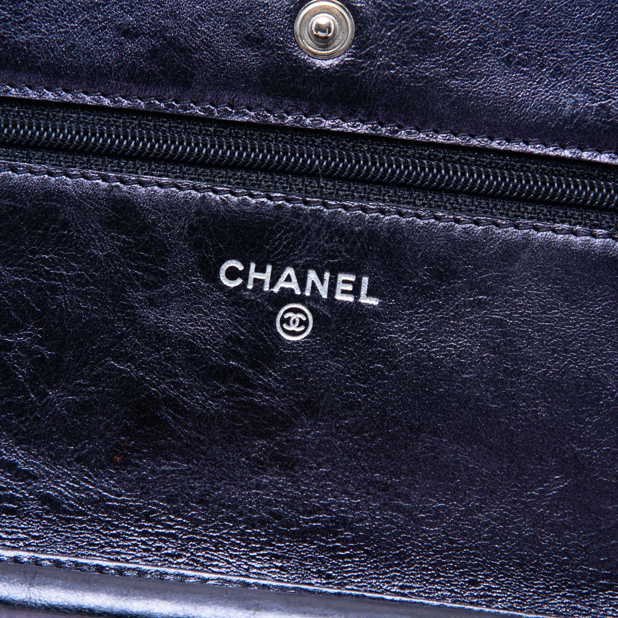 Quilted Shiny Aged Calfskin Reissue 2.55 Wallet on Chain - Image 5