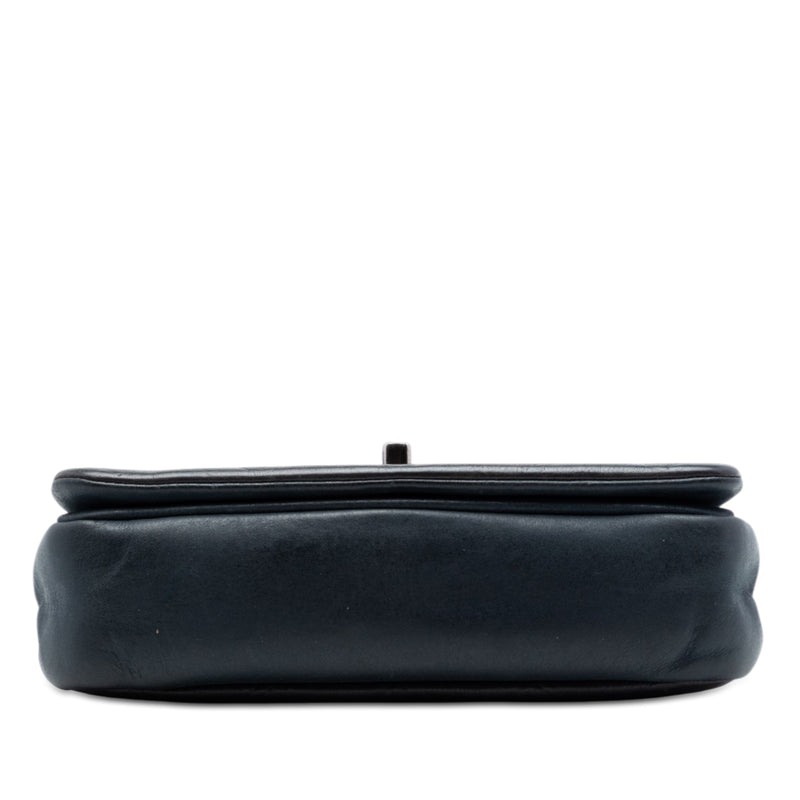 Small Diamond Embossed Calfskin New Chic Flap - Image 3