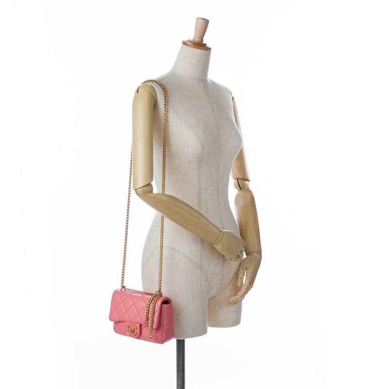 Mini Lambskin Pending CC Flap - Image 10